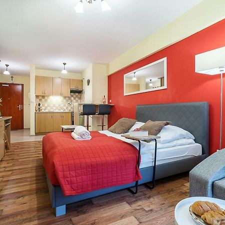 Apartament City Center Business Class Криница-Здруй Екстериор снимка