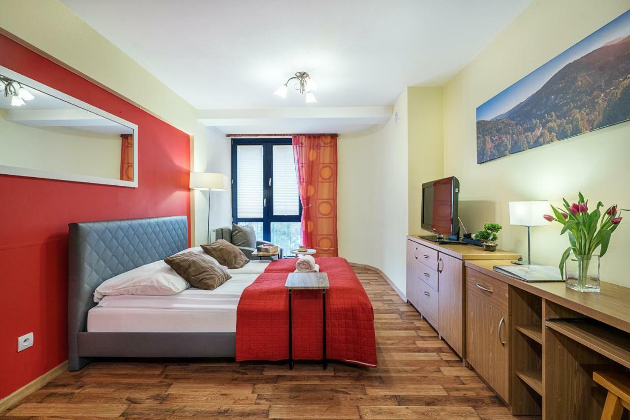 Apartament City Center Business Class Криница-Здруй Екстериор снимка
