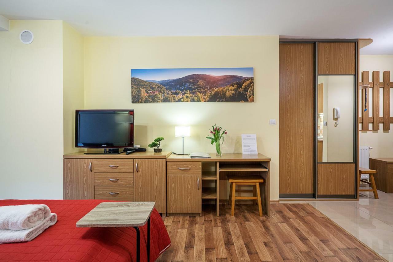 Apartament City Center Business Class Криница-Здруй Екстериор снимка